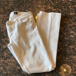 Women’s Designer White Jeans in Great Condition!